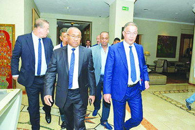 Les coulisses de la réunion de la CAF qui a enflammé la guerre des tranchées entre Marocains et Tunisiens Les coulisses de la réunion de la CAF qui a enflammé la guerre des tranchées entre Marocains et Tunisiens