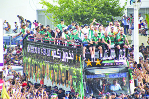SM le Roi félicite "le peuple algérien frère" SM le Roi félicite "le peuple algérien frère"