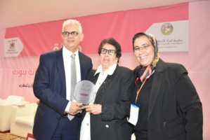 Ma cause est celle des indignés et des innocents : Khnata Bennouna, militante et icône de la littérature marocaine et arabe Ma cause est celle des indignés et des innocents : Khnata Bennouna, militante et icône de la littérature marocaine et arabe