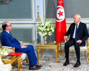 Un gouvernement au forceps Un gouvernement au forceps