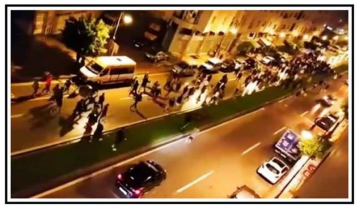 Capture d'écran de l'une des vidéos de la marche de Tanger Capture d'écran de l'une des vidéos de la marche de Tanger