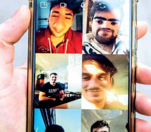 La vie active laisse sa place, le live la remplace La vie active laisse sa place, le live la remplace