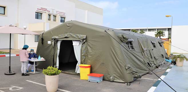 L’Hôpital militaire d’Instruction Mohammed V mobilisé au service des citoyens dans la lutte contre la propagation du Covid-19. Ph. MAP L’Hôpital militaire d’Instruction Mohammed V mobilisé au service des citoyens dans la lutte contre la propagation du Covid-19. Ph. MAP