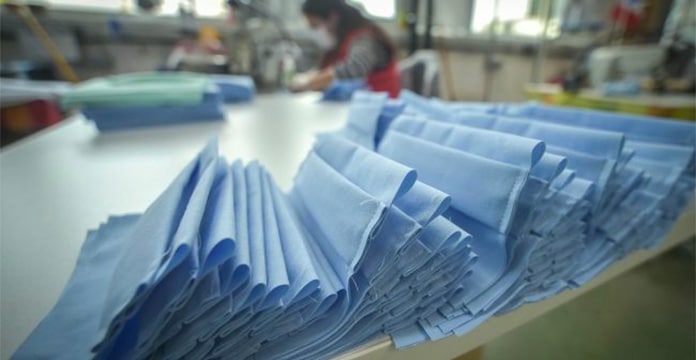 Usine de la Gendarmerie Royale : 17 millions de masques fabriqués depuis février Usine de la Gendarmerie Royale : 17 millions de masques fabriqués depuis février