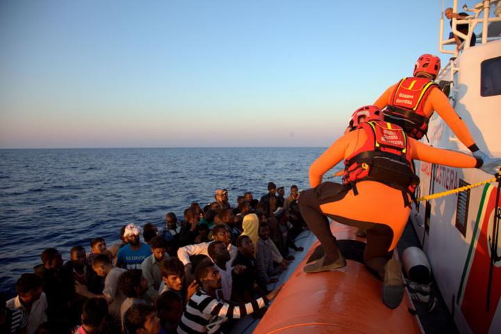 Migrants bloqués en Méditerranée : L'ONU exhorte les pays européens à faire preuve de solidarité Migrants bloqués en Méditerranée : L'ONU exhorte les pays européens à faire preuve de solidarité