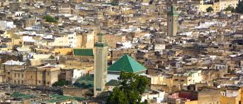 Vue panoramique de la médina de Fès, l'une des plus peuplées au Maroc Vue panoramique de la médina de Fès, l'une des plus peuplées au Maroc