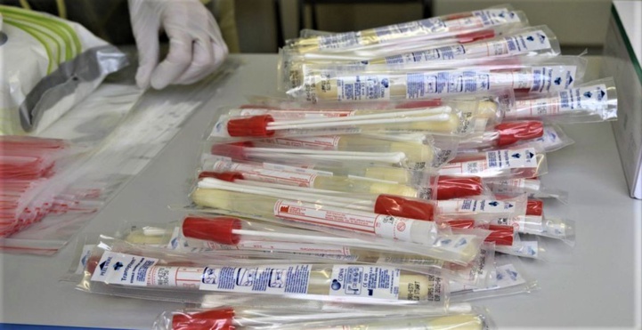 Le patronat annonce un dépistage massif «obligatoire», dans le secteur privé Le patronat annonce un dépistage massif «obligatoire», dans le secteur privé