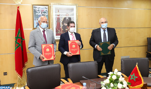 Signature d’une convention pour le développement de l’enseignement national