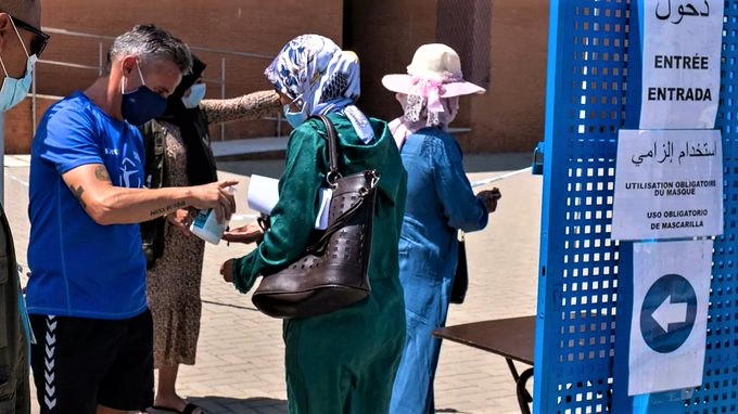 Le début de la fin du calvaire des milliers de saisonnières marocaines qui ont perdu leur travail, la campagne des fruits rouges de la province espagnole ayant pris fin. Le début de la fin du calvaire des milliers de saisonnières marocaines qui ont perdu leur travail, la campagne des fruits rouges de la province espagnole ayant pris fin.