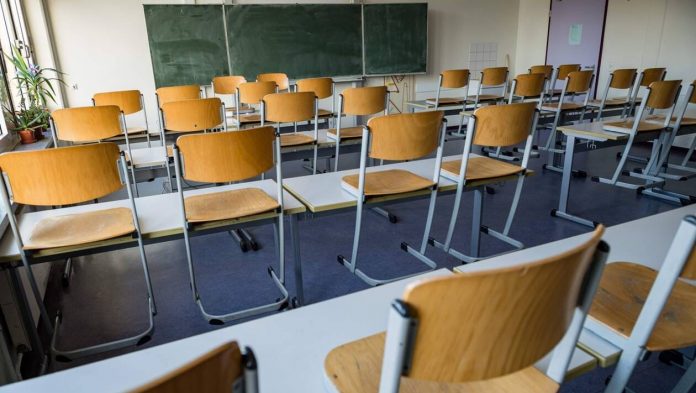 Rentrée scolaire: l’enseignement à distance sera la règle et le présentiel l’exception Rentrée scolaire: l’enseignement à distance sera la règle et le présentiel l’exception