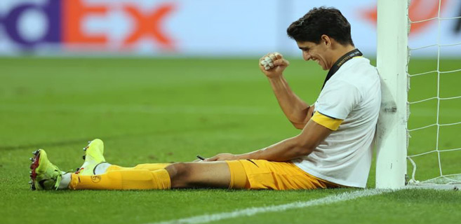 F.C. Séville  : Bounou ne partira pas! «Il est leur nouveau Dasaev !» F.C. Séville  : Bounou ne partira pas! «Il est leur nouveau Dasaev !»