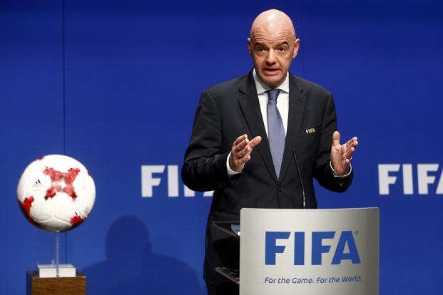 Pandémie: Un congrès de la FIFA au chevet du football mondial