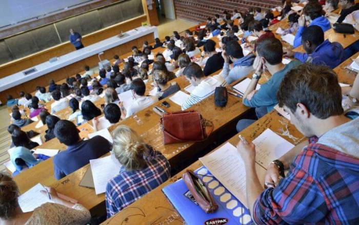 Le retard de l'Allemagne dans le traitement des visas inquiète les étudiants marocains.