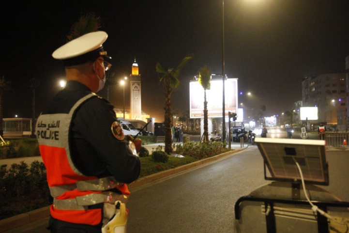 A Casablanca, les éléments de la DGSN ne ménagent pas leurs efforts pour stopper la propagation du virus