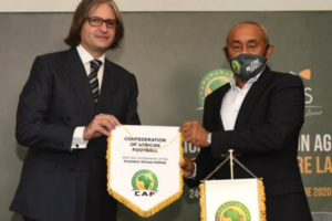Football africain : La CAF et l’ICSS signent un accord de coopération Football africain : La CAF et l’ICSS signent un accord de coopération