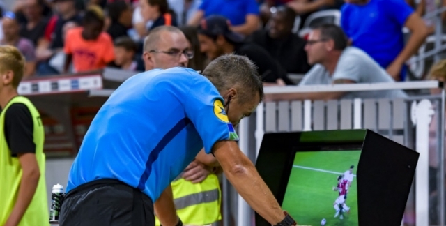 Zamalek-Raja : Les arbitres de la VAR testés positifs à la Covid19.