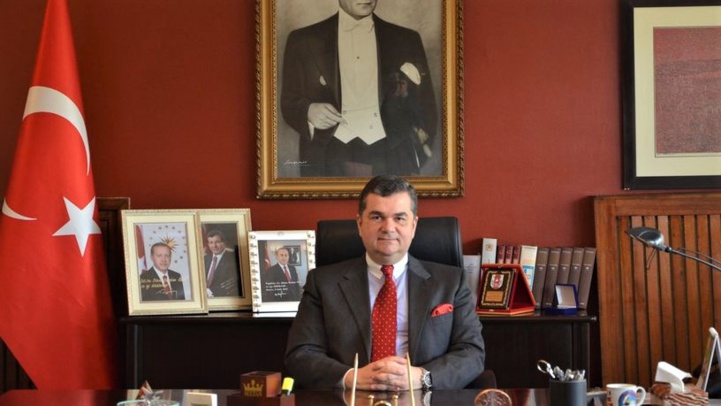 L'ex-ambassadeur de Turquie au Maroc décoré du Wissam Alaouite de l’ordre de Grand officier L'ex-ambassadeur de Turquie au Maroc décoré du Wissam Alaouite de l’ordre de Grand officier