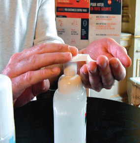 Hygiène : Trois erreurs « fréquemment » commises avec du gel hydroalcoolique Hygiène : Trois erreurs « fréquemment » commises avec du gel hydroalcoolique