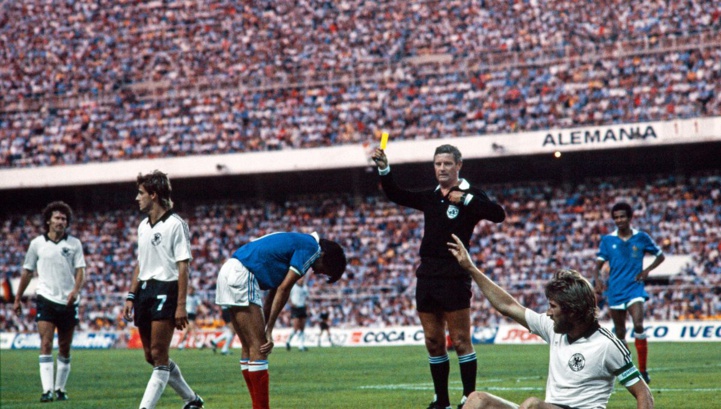 Charles Corver, l'arbitre de France-RFA 1982, est mort à 84 ans Charles Corver, l'arbitre de France-RFA 1982, est mort à 84 ans