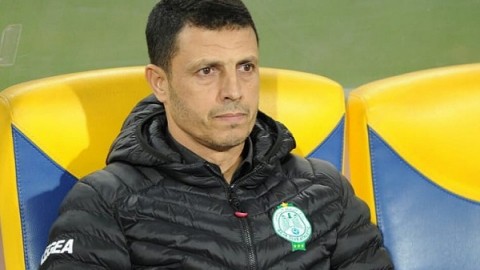 Sellami rempile pour une nouvelle aventure avec le Raja Sellami rempile pour une nouvelle aventure avec le Raja