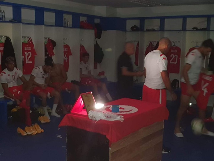 Tanzanie-Tunisie (1-1) : Les vestiaires tunisiens étaient sans électricité ! Tanzanie-Tunisie (1-1) : Les vestiaires tunisiens étaient sans électricité !