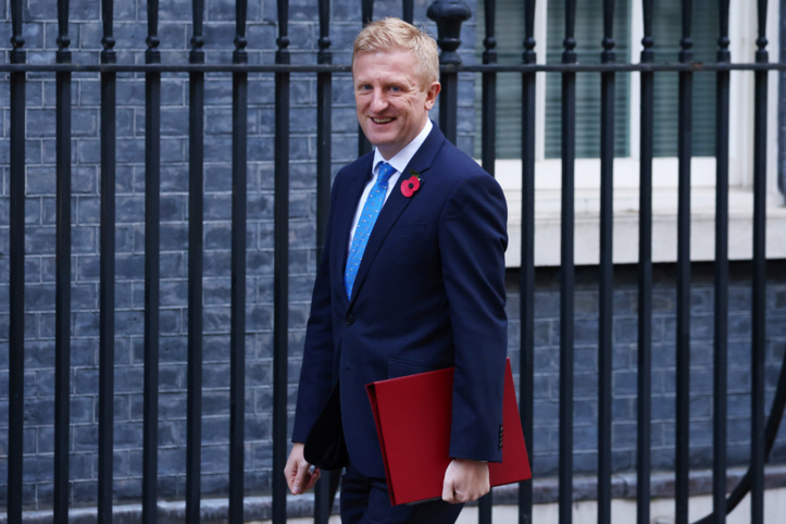 «The Crown» : Netflix devrait clairement indiquer que c'est une fiction, selon un ministre  «The Crown» : Netflix devrait clairement indiquer que c'est une fiction, selon un ministre