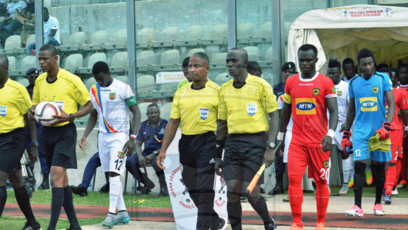 20 arbitres africains, dont 2 femmes, sélectionnés par la CAF pour devenir arbitres professionnels : Redouane Jayed fait partie du lot ! 20 arbitres africains, dont 2 femmes, sélectionnés par la CAF pour devenir arbitres professionnels : Redouane Jayed fait partie du lot !