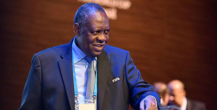 Le Comité Exécutif de la CAF propose Issa Hayatou comme président d'honneur Le Comité Exécutif de la CAF propose Issa Hayatou comme président d'honneur