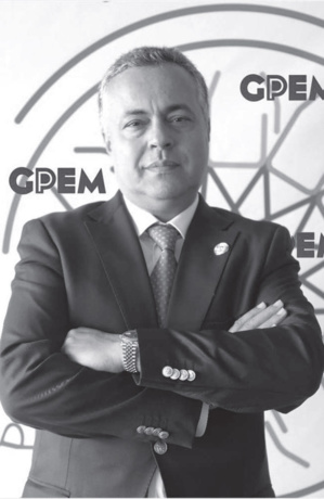 Aziz Bouslamti Aziz Bouslamti