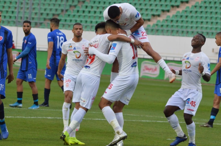 Coupe du Trône / HUSA-CJBC (2-1) : Le Hassania passe par Benguerir vers les huitièmes ! Coupe du Trône / HUSA-CJBC (2-1) : Le Hassania passe par Benguerir vers les huitièmes !