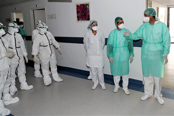 Compteur Coronavirus : 1 642 contaminations et 37 décès en 24H Compteur Coronavirus : 1 642 contaminations et 37 décès en 24H