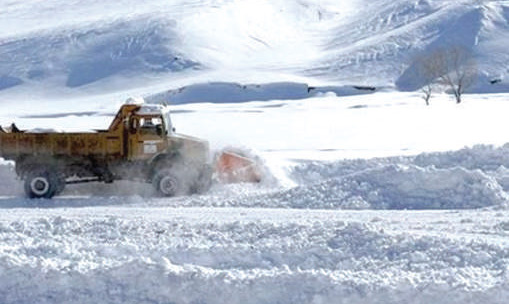 Béni Mellal-Khénifra : Mobilisation pour le déneigement de plus de 9300 Km Béni Mellal-Khénifra : Mobilisation pour le déneigement de plus de 9300 Km