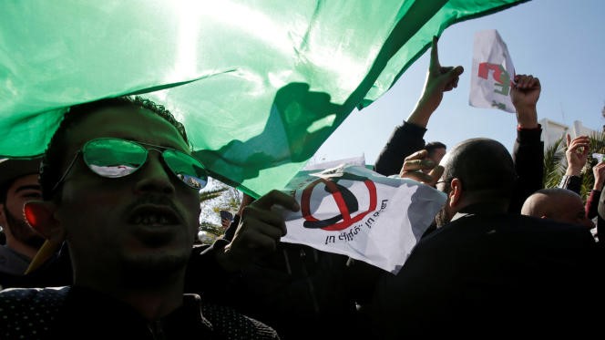 La situation politique et sociale en Algérie est "désastreuse"