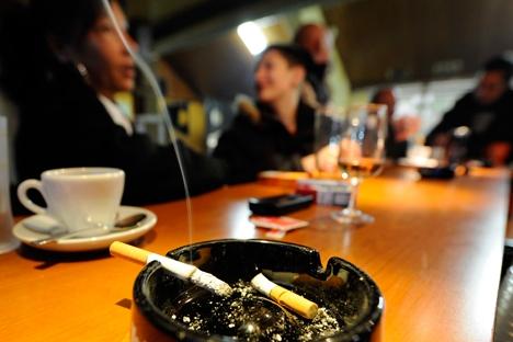 Loi anti-tabac : le gouvernement s’obstine à l’ignorer Loi anti-tabac : le gouvernement s’obstine à l’ignorer