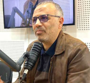 Dr Tawfiq Benjelloun au micro de « Hatta La Nanssa ». Ph. Laglag