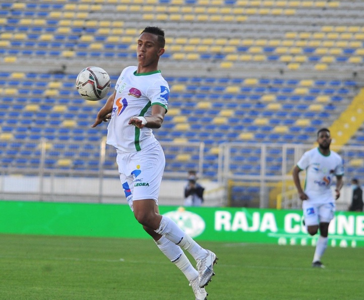 Rahimi rempile pour 5 ans avec le Raja Rahimi rempile pour 5 ans avec le Raja