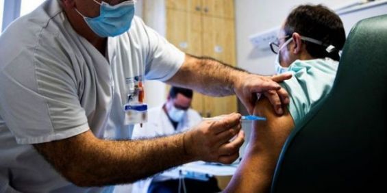 Compteur coronavirus : 423 cas testés positifs et 2.447.716 de personnes vaccinées Compteur coronavirus : 423 cas testés positifs et 2.447.716 de personnes vaccinées
