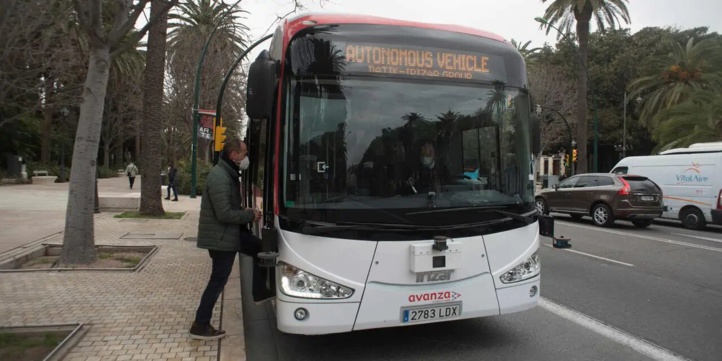 Un autobus sans conducteur circule déjà à Malaga, une première en Europe Un autobus sans conducteur circule déjà à Malaga, une première en Europe