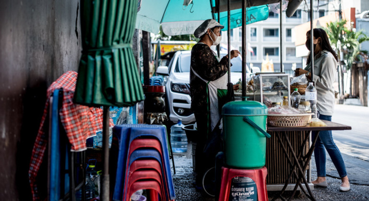 ONU : un revenu minimum provisoire peut aider les femmes à faire face à l'impact de la pandémie ONU : un revenu minimum provisoire peut aider les femmes à faire face à l'impact de la pandémie