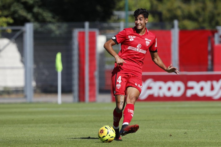 Éliminatoires de la CAN 2022 : Rennes permet à Naïf Aguerd de rejoindre l'équipe nationale Éliminatoires de la CAN 2022 : Rennes permet à Naïf Aguerd de rejoindre l'équipe nationale
