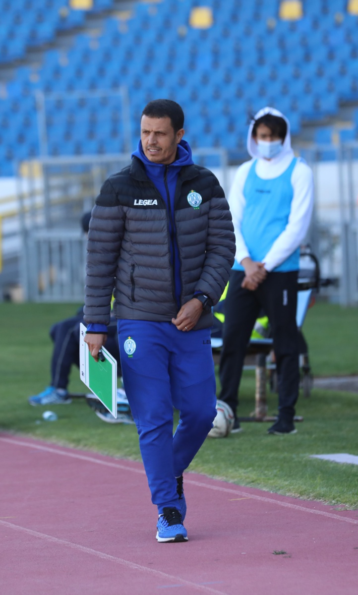 Crise au Raja : Le Comité opte pour la continuité avec l'entraîneur Jamal Sellami Crise au Raja : Le Comité opte pour la continuité avec l'entraîneur Jamal Sellami