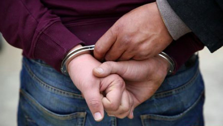 Ksar El Kébir : interpellation d’un individu pour enlèvement et séquestration Ksar El Kébir : interpellation d’un individu pour enlèvement et séquestration