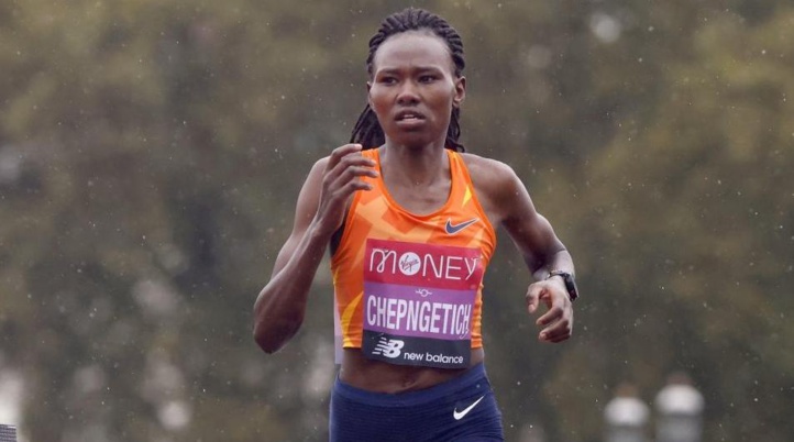 Athlétisme/semi-marathon: La Kényane Ruth Chepngetich bat le record du monde Athlétisme/semi-marathon: La Kényane Ruth Chepngetich bat le record du monde
