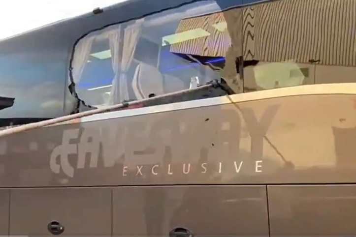 Ligue des Champions : Le bus du Real attaqué par des hooligans ! Ligue des Champions : Le bus du Real attaqué par des hooligans !