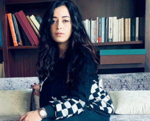 l'actrice vit à tout va