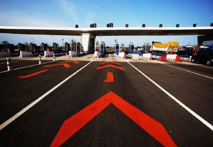 Jawaz : Quand les voitures tombent sous le coup des barrières Jawaz : Quand les voitures tombent sous le coup des barrières