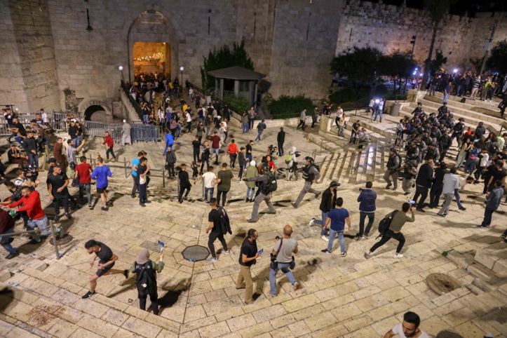 Après les affrontements, la police israélienne rouvre l’accès aux abords de la Porte de Damas Après les affrontements, la police israélienne rouvre l’accès aux abords de la Porte de Damas