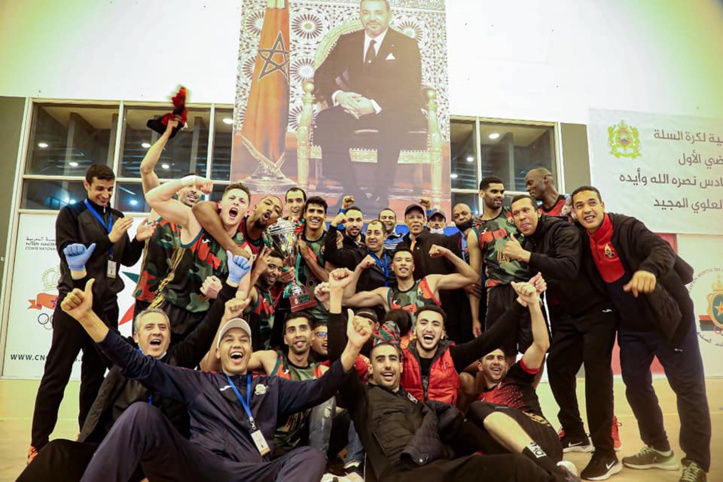 Basket / Coupe du Trône (Messieurs) :  En battant l'ASS (87-81), l'AS FAR remporte le titre Basket / Coupe du Trône (Messieurs) :  En battant l'ASS (87-81), l'AS FAR remporte le titre