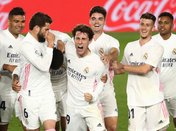 Foot espagnol : Le Real reste accroché à l’Atletico après sa victoire face à Osasuna Foot espagnol : Le Real reste accroché à l’Atletico après sa victoire face à Osasuna