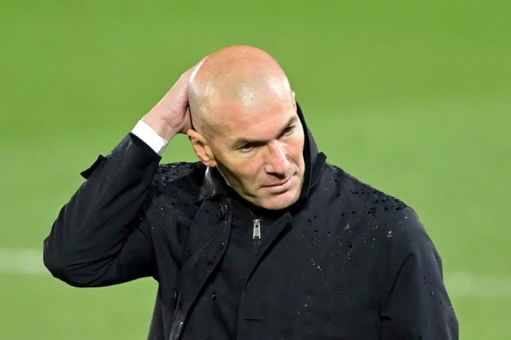 Real Madrid : La presse espagnole donne Zidane partant Real Madrid : La presse espagnole donne Zidane partant